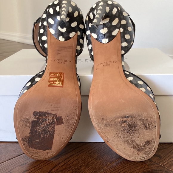 Givenchy high heel sandals - Picture 16 of 17
